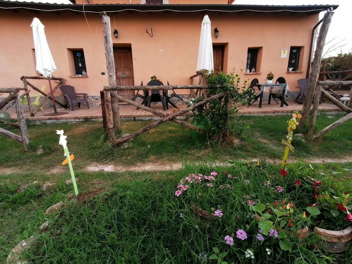 Casale Cavatella Bed and Breakfast Sermoneta Εξωτερικό φωτογραφία