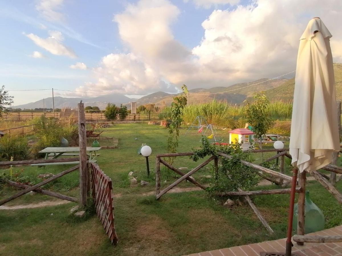Casale Cavatella Bed and Breakfast Sermoneta Εξωτερικό φωτογραφία