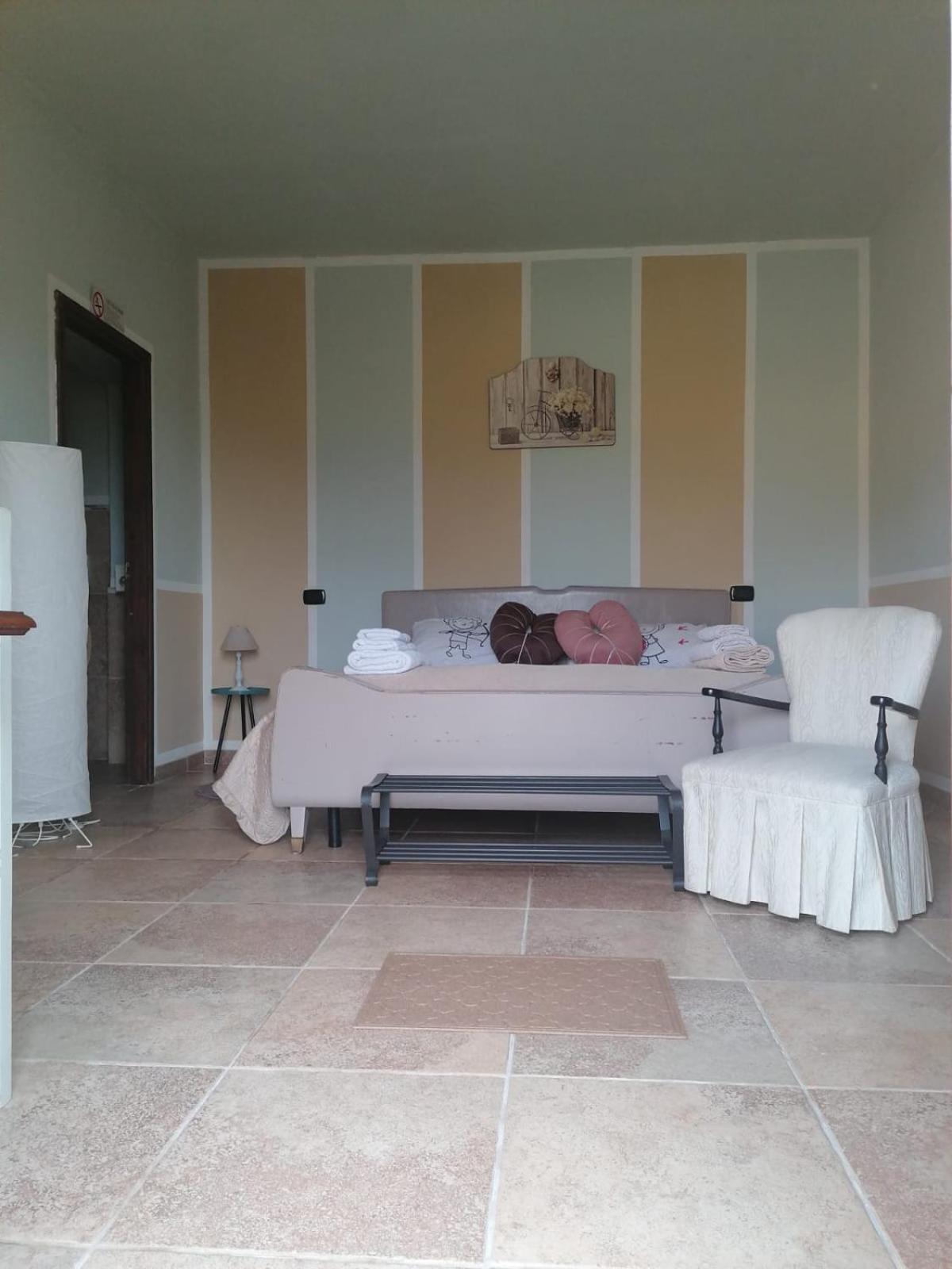 Casale Cavatella Bed and Breakfast Sermoneta Εξωτερικό φωτογραφία