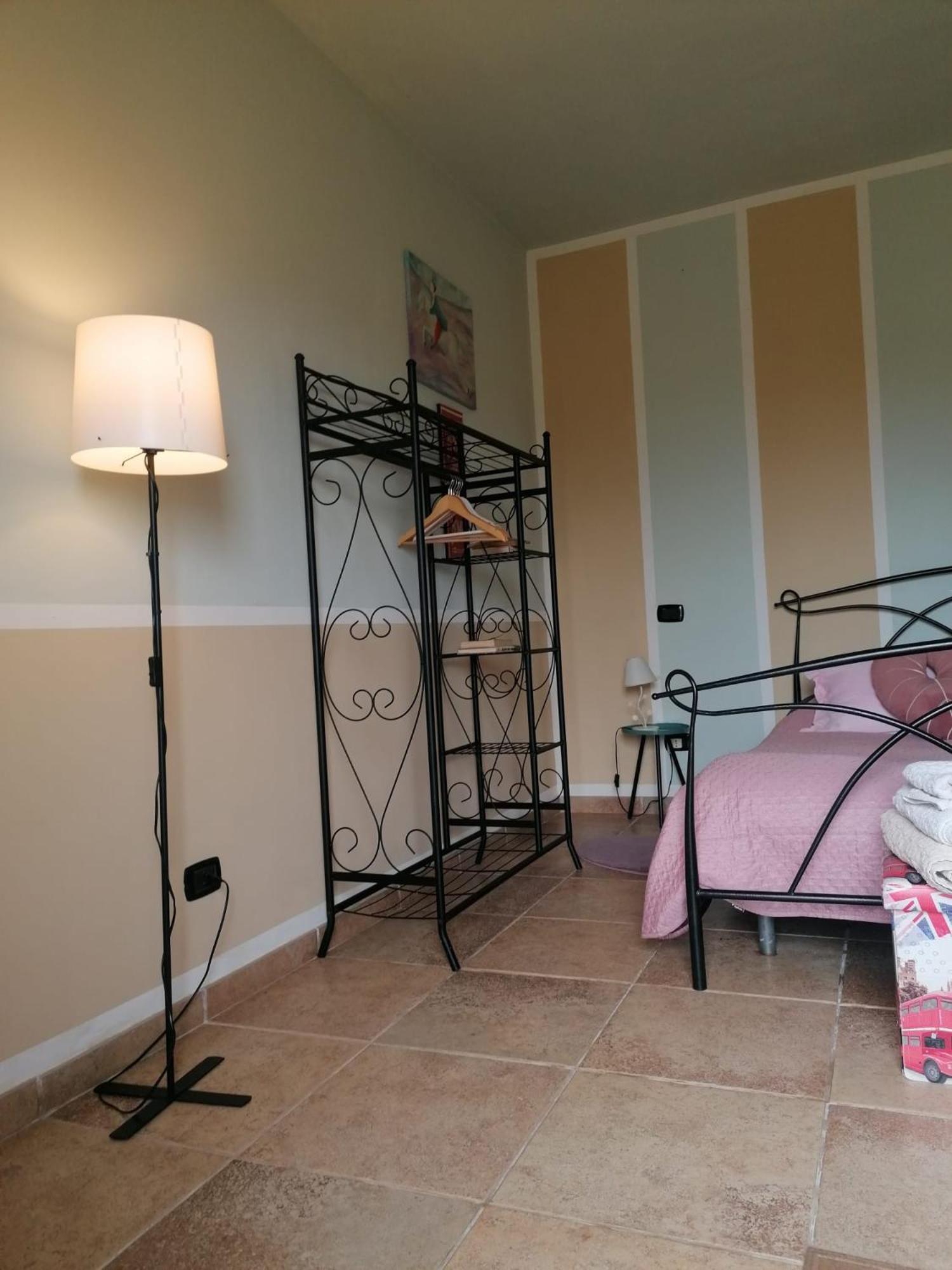 Casale Cavatella Bed and Breakfast Sermoneta Εξωτερικό φωτογραφία