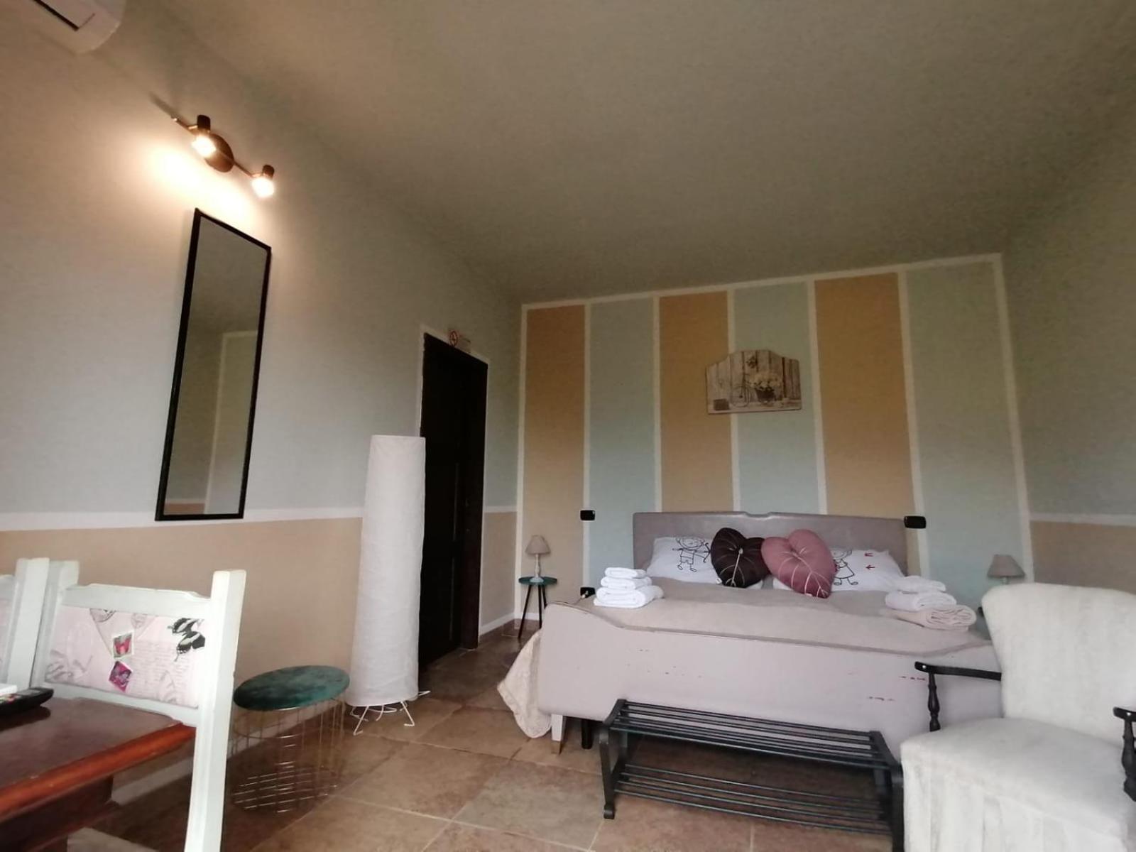 Casale Cavatella Bed and Breakfast Sermoneta Εξωτερικό φωτογραφία