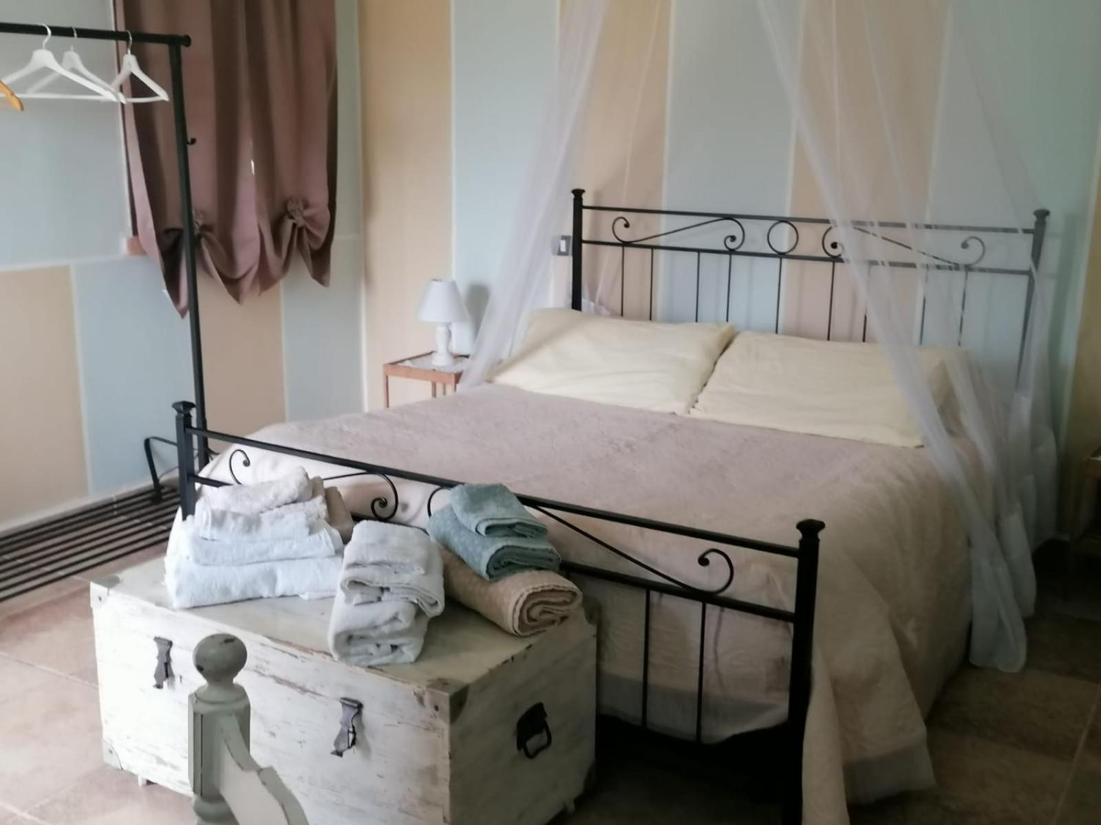 Casale Cavatella Bed and Breakfast Sermoneta Εξωτερικό φωτογραφία