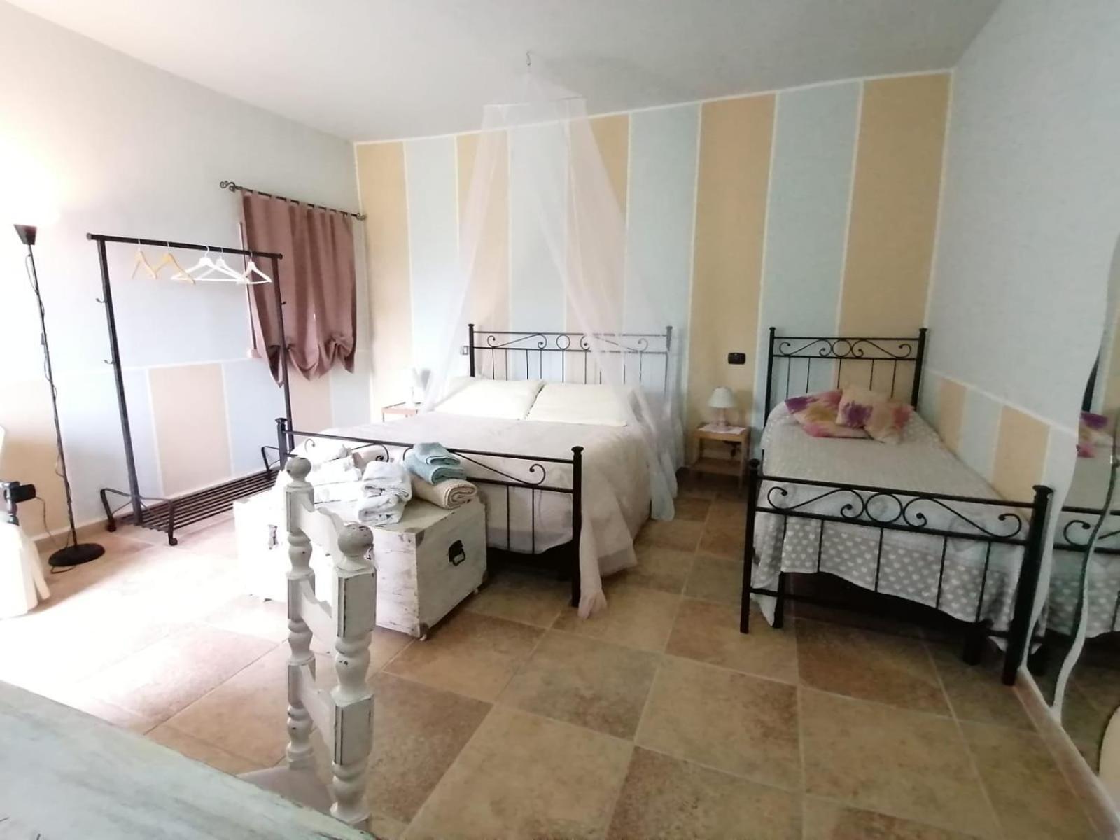 Casale Cavatella Bed and Breakfast Sermoneta Εξωτερικό φωτογραφία